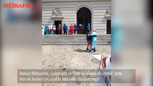 Moralul medicilor din spitale este ridicat de notele muzicale din vioara Ralucăi Răducanu