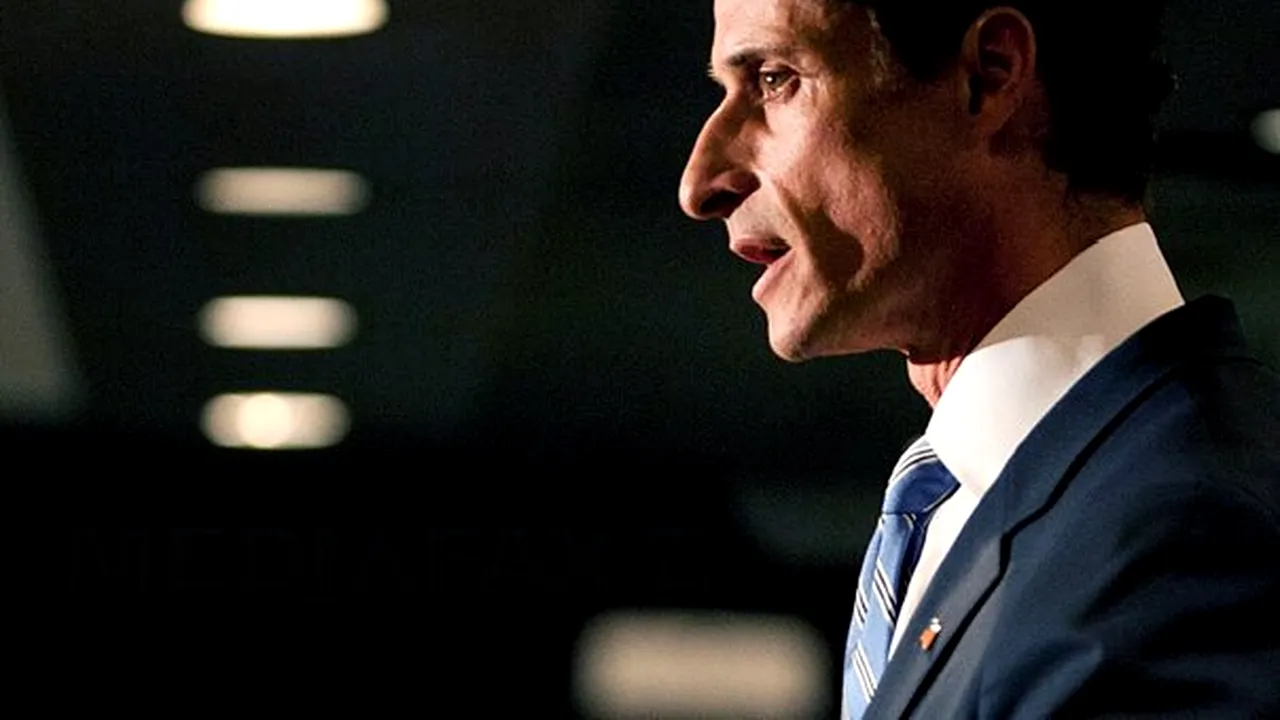 Regele industriei porno americane i-a oferit un loc de muncă congresmanului Anthony Weiner