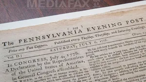 O copie a primului ziar care a tipărit Declaraţia de Independenţă a SUA, cumpărată cu 632.500 dolari - FOTO