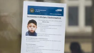 DISPARIŢIA copilului imigrant de la un centru din Berlin: Un german a fost arestat, după ce a mărturisit că a ucis băieţelul de 4 ani