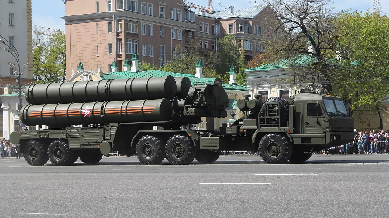 Rusia are încă un client important pentru sistemele antiaeriene S-400. Producţia a început, iar plata a fost făcută în avans
