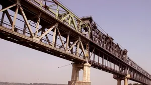 „Podul Prieteniei” Giurgiu-Ruse intră în reparaţii. Intervalul în care va fi oprit traficul 