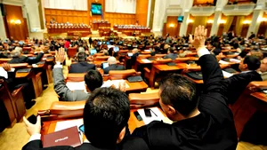 Votul Parlamentului pentru învestirea Cabinetului Croitoru s-a încheiat