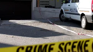 JAF la un magazin de bijuterii din Brăila: Hoţul a folosit un spray lacrimogen şi a fugit cu marfa