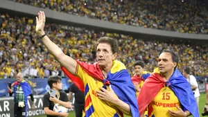Gică Popescu împlinește 59 de ani. A purtat banderola Barcelonei și a scris istorie cu Galatasaray