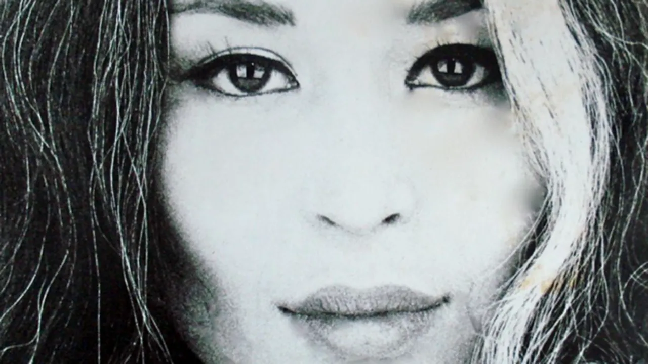 China Machado, primul model non-caucazian care a revoluţionat industria modei, a murit la 86 de ani