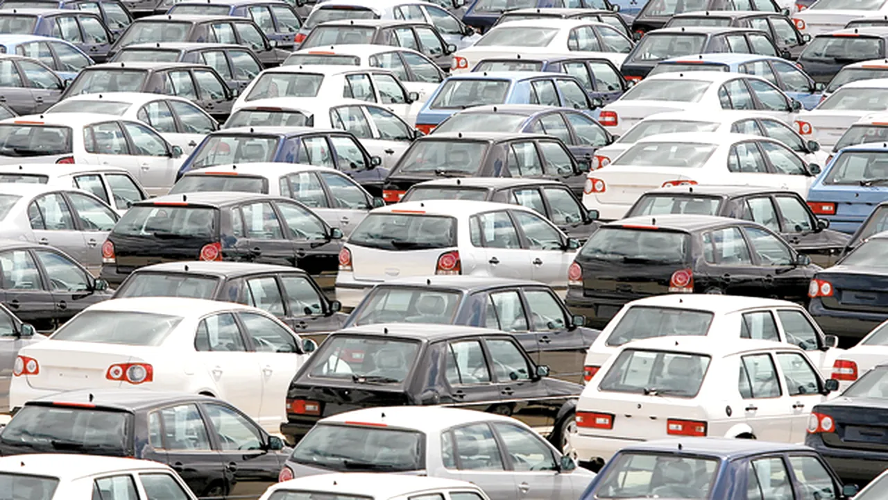 Înmatriculările auto în România au crescut cu 10,4% în şase luni