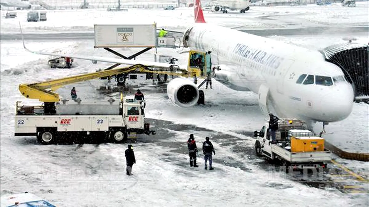 Două curse aeriene au fost redirecţionate din cauza ceţii de pe aeroportul din Sibiu, alte două au fost anulate