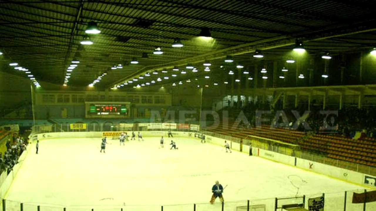 Patinoarul Mihai Flamaropol, închis din cauza neplăţii facturilor la energia electrică