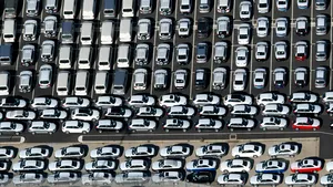 Programul ”Prima maşină”: Care sunt normele de aplicare şi ce condiţii trebuie să îndeplinească doritorii