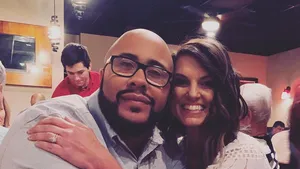 Un DJ, în vârstă de 39 de ani, a murit din cauza coronavirusului, deşi nu avea alte afecţiuni. Mesajul emoţionant transmis de văduva bărbatului