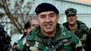 Comandantul KFOR îi acuză pe liderii sârbi din nordul Kosovo pentru violenţele de marţi