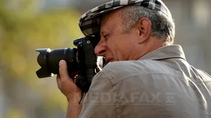 Aniversare inedită a lui Mălaimare pe Calea Victoriei: Actorul vrea ca bulevardul să devină pietonal - FOTO