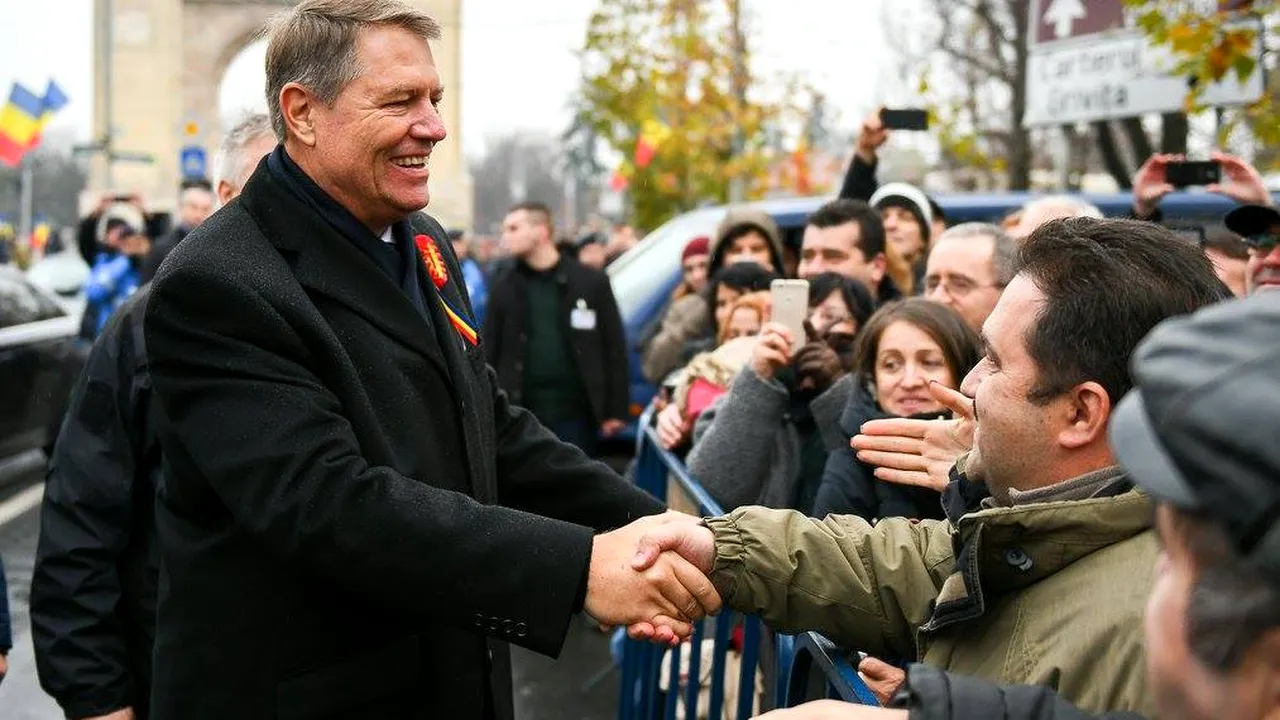 COMENTARIU Marius Oprea / De ce a lipsit preşedintele Iohannis de la şedinţa solemnă a Parlamentului, consacrată Zilei Naţionale a României