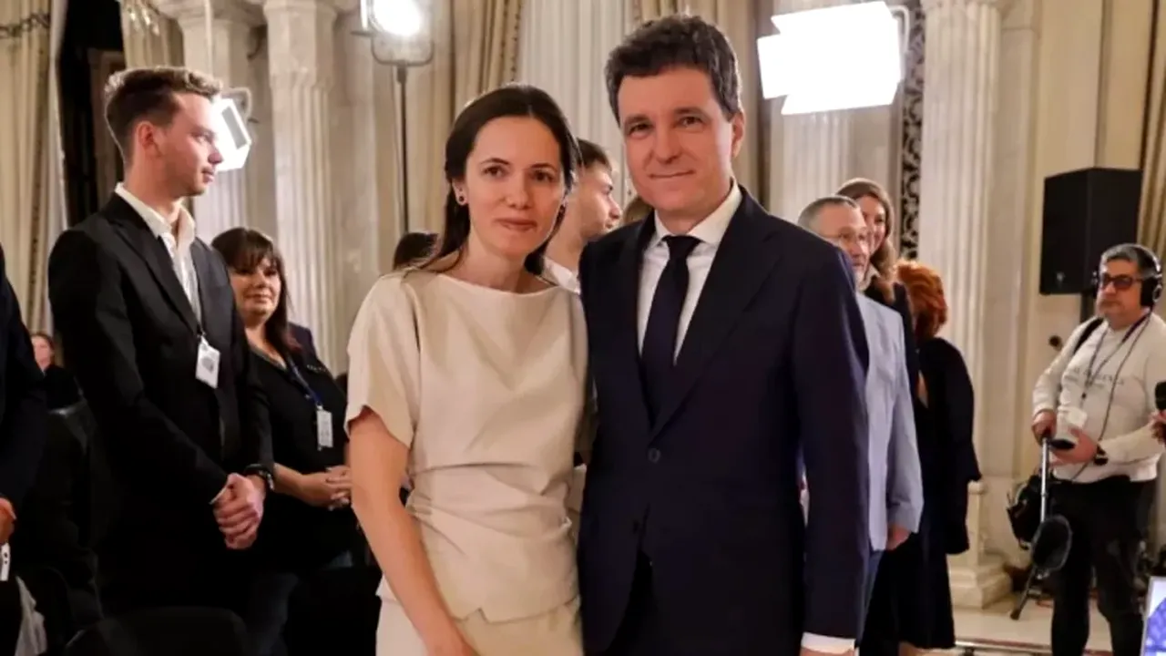 Familia lui Nicușor Dan participă la ceremonia de învestire la Palatul Cotroceni