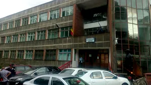 Unul dintre minerii prinşi în mina Lupeni este fotbalistul Raul Cişmaşiu. Care este starea acestuia