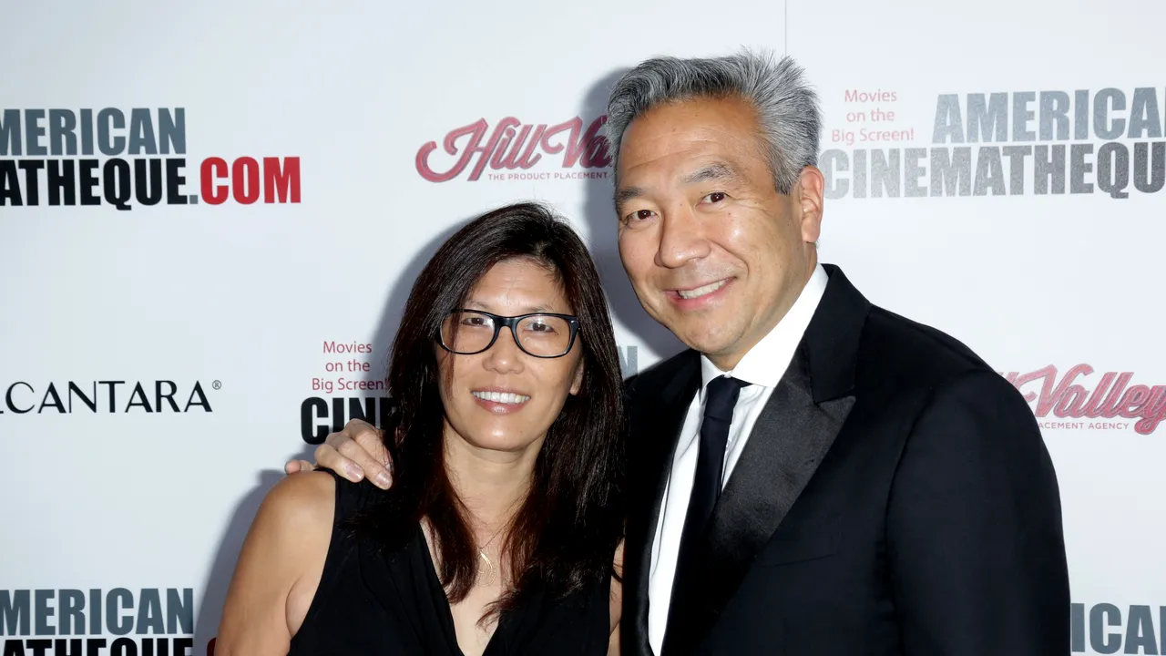 Preşedintele Warner Bros., Kevin Tsujihara, acuzat de abuzuri sexuale