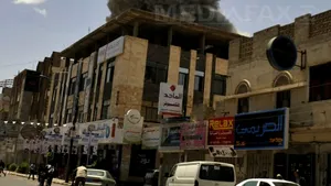 Avioane saudite au bombardat zone adiacente ambasadei iraniene din Yemen, acuză Teheranul