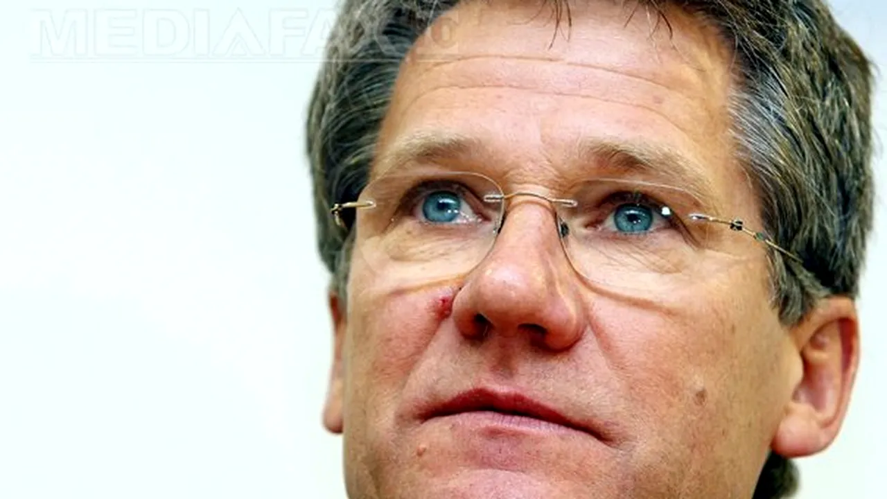 Boloni: Imnul echipei naţionale conţine vorbe josnice, care incită la ură
