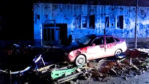 VIDEO. O tornadă devastatoare a lovit Republica Cehă. Autorităţile anunţă că s-au înregistrat pagube materiale şi sunt peste 100 de răniţi