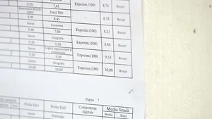 Calendarul probelor de competenţe de la Bacalaureat a fost modificat. Perioada de încheiere a situaţiei şcolare se prelungeşte