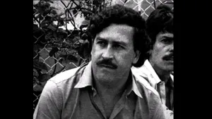 Pablo Escobar, file de poveste. „Regele Cocainei” şi-a găsit sfârşitul cu 27 de ani în urmă