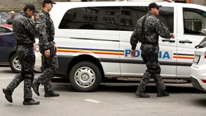 Prodecanul Facultăţii de Finanţe-Bănci din ASE Bucureşti a fost arestat preventiv