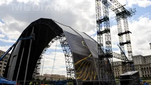 Restricţii în zona Pieţei Constituţiei, pentru concertul Bon Jovi de duminică