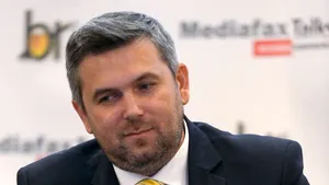 CONFERINŢA MEDIAFAX: Firme - Jumătate dintr-un pahar de bere şi 18 ore dintr-o zi de cazare la hotel se duc pe impozite 