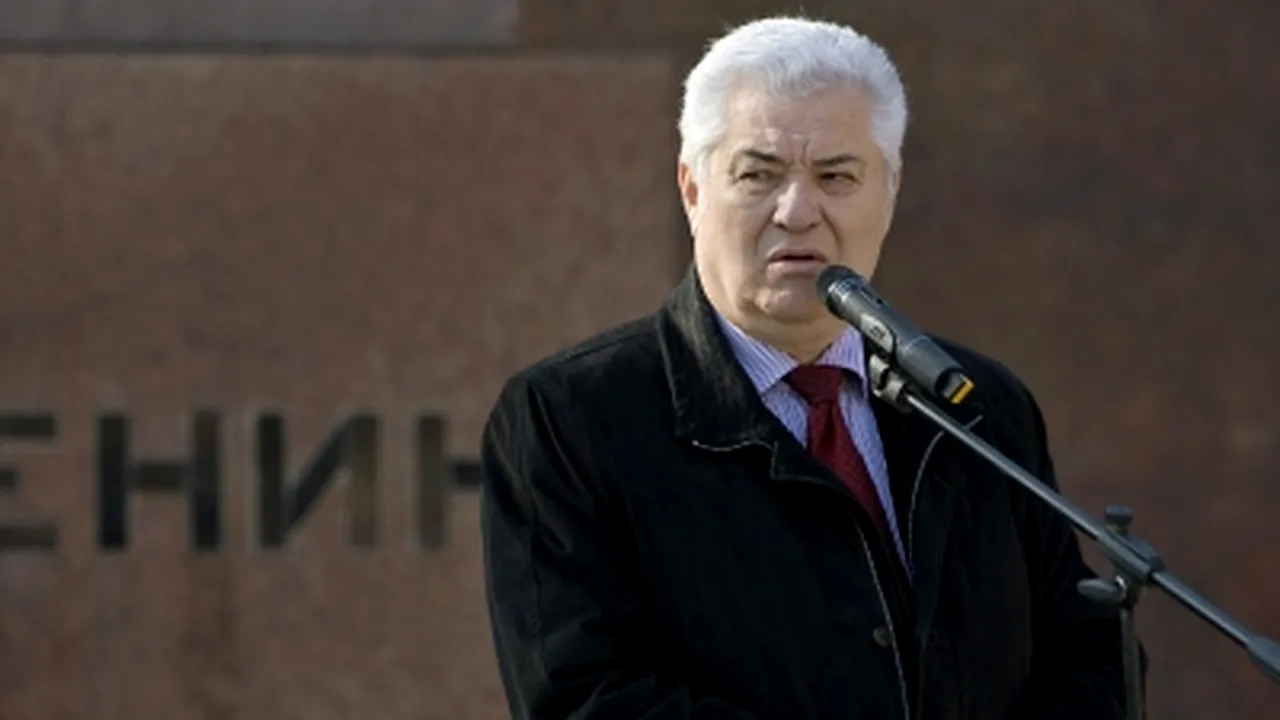 Deputaţii comunişti moldoveni şi-au ridicat mandatele