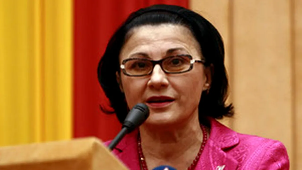 Romanian Education Min Seeks Solutions To Raise Teachers’ Wages 33% As Of Jan 2010