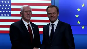 Donald Tusk, preşedintele Consiliului European, salută susţinerea Administraţiei Donald Trump pentru NATO şi UE/ Jean-Claude Juncker: SUA au nevoie de o Uniune Europeană 
