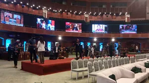 Diplomații încearcă să organizeze noi discuții între SUA și Iran în prima zi a blocadei americane