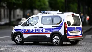 Șase tineri au fost răniți într-un atac armat în Franța. O adolescentă de 16 ani și un tânăr de 19 ani sunt în stare critică