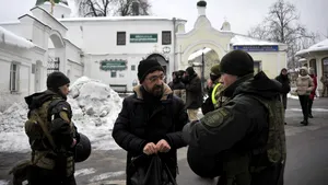 Serviciul de Securitate al Ucrainei a luat cu asalt o mânăstire istorică. Razia viza colaboratorii ruşi