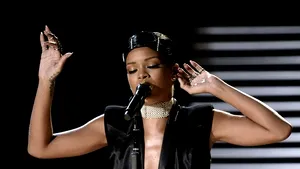 Rihanna a înregistrat un duet cu Shakira