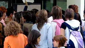 Peste 700 de studenţi au protestat la Cluj-Napoca