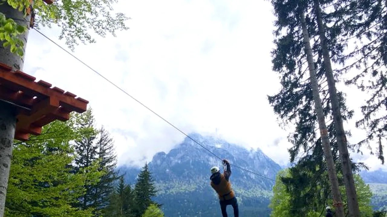 Un parc de aventură cu 15 trasee intinse pe 8,5 hectare a fost inaugurat la Galaţi