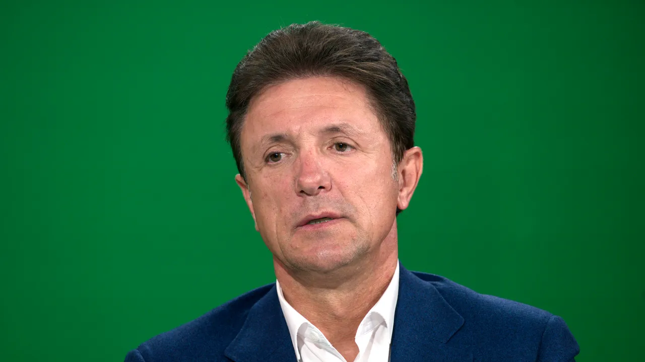 Precizările FRF ca urmare a cererii lui Gică Popescu de a utiliza sigla federaţiei