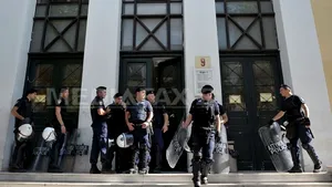 Tribunal din Atena, evacuat din cauza unei ameninţări cu bombă