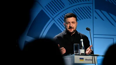 EXTERNE Zelenski îl ironizează pe Putin: Rusia tot amână cucerirea Donbasului