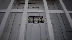 Un angajat al Penitenciarului Iaşi, confirmat cu COVID-19