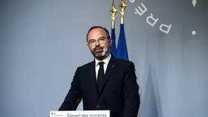 Coronavirus: Ce prime primesc medicii şi asistentele care luptă cu Covid -19 din Franţa