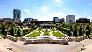(P) United Business Center Iaşi, polul de business dezvoltat de IULIUS, accelerator de afaceri pentru regiunea Moldovei