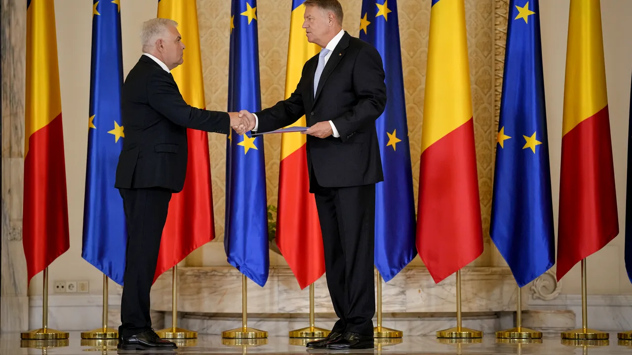 Bucăţi dintr-o dronă rusească au căzut în România. Tîlvăr, despre informarea preşedintelui Iohannis: S-a bazat pe ce am avut la dispoziţie