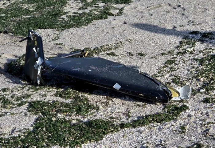 NEWS ALERT Resturi ale unei drone, găsite la 500 de metri de un restaurant din Tuzla