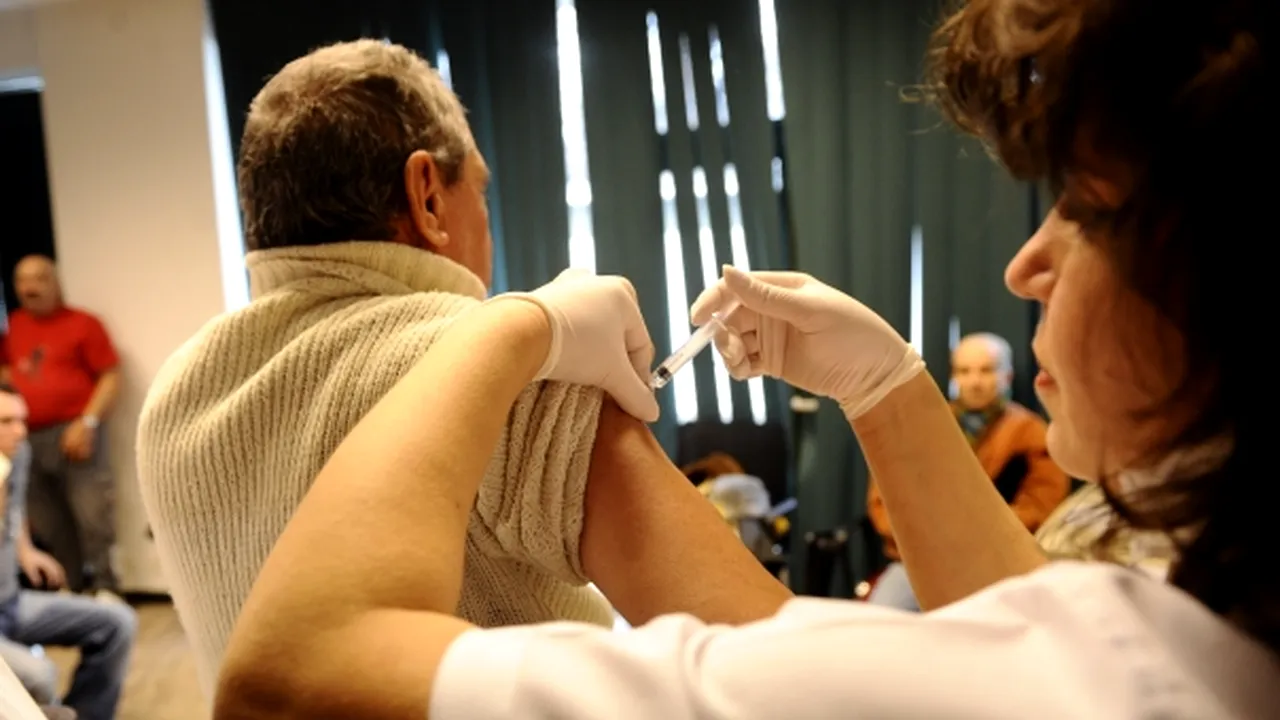 800 de persoane vaccinate la Spitalul de Oftalmologie, imunizarea va fi reluată duminică