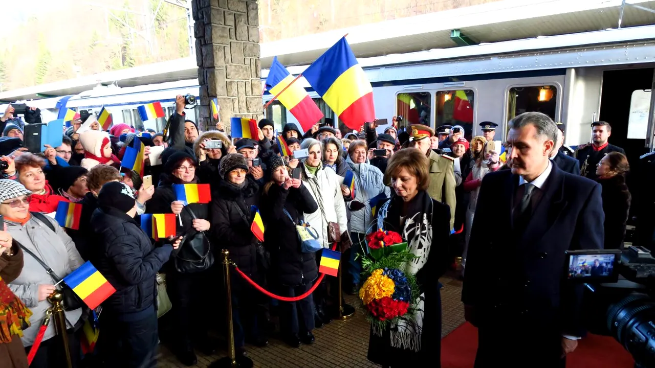 Trenul Regal a pornit în călătoria simbolică de 1 Decembrie - FOTO