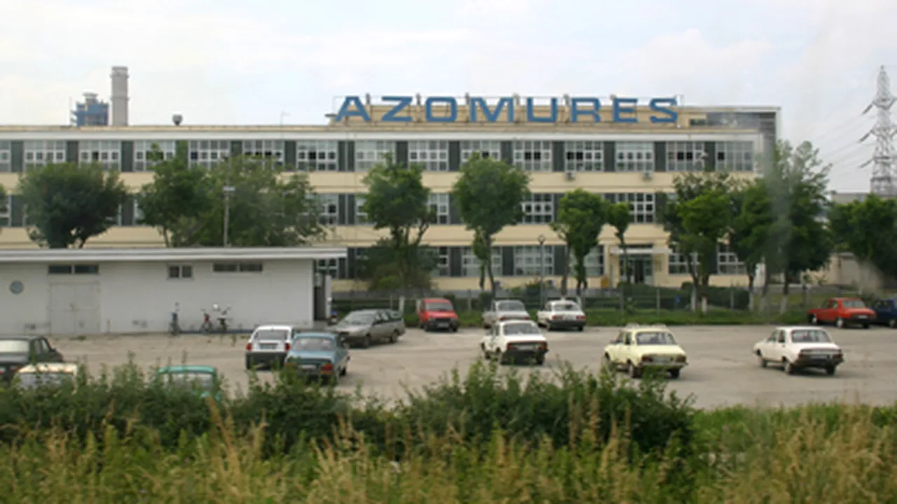Aproximativ 2.000 de angajaţi de la Azomureş vor fi trimişi de luni în şomaj tehnic