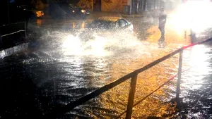 Mai multe tronsoane de drum din judeţul Giurgiu, închise circulaţiei din cauza inundaţiilor